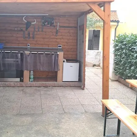 Beny Apartment Cizici